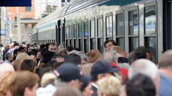 Treni. Alleanza per Bucine: "Pendolari esasperati, la Regione intevenga"